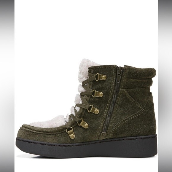 NWOB ** Zodiac Pierson Bootie Suede Dark Olive Size 6.5 - Picture 2 of 16